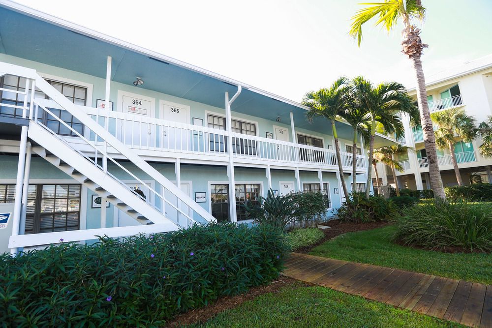 River Point Plaza: 368 NW Alice Ave, Stuart, FL 34994
